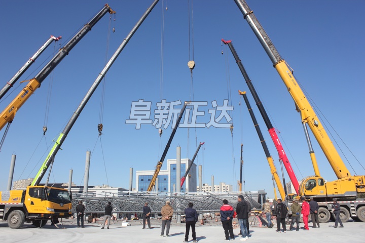 加油站鋼結(jié)構(gòu)網(wǎng)架制作安裝工程