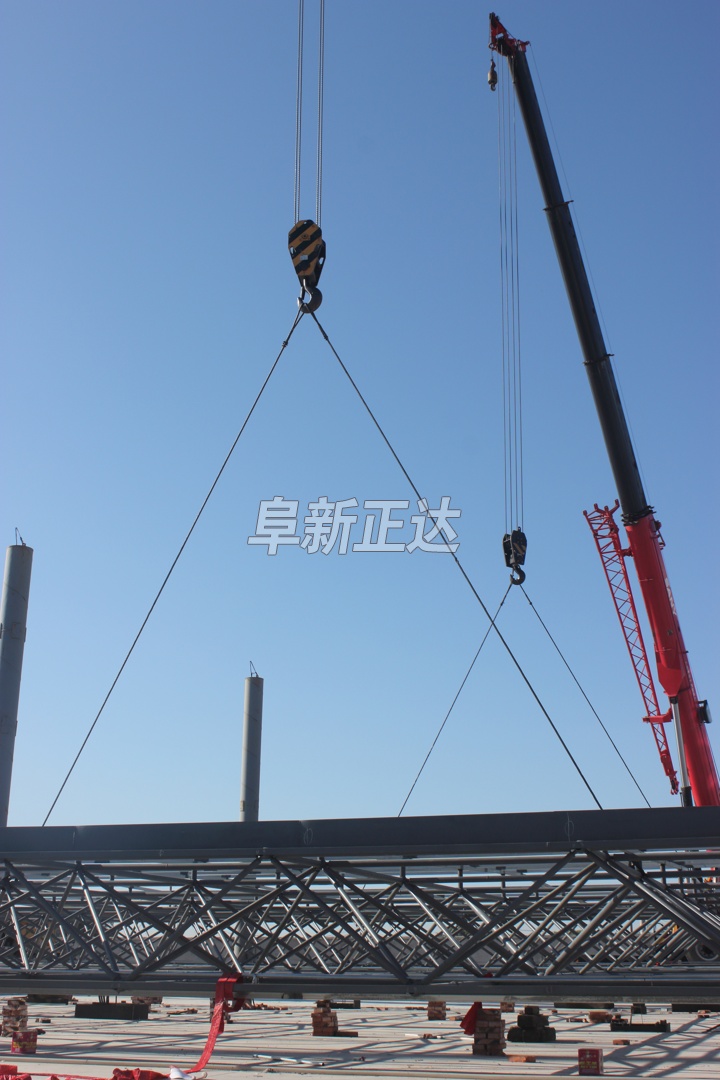 加油站鋼結(jié)構(gòu)網(wǎng)架制作安裝工程