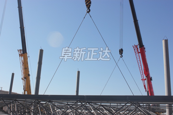 加油站鋼結(jié)構(gòu)網(wǎng)架制作安裝工程